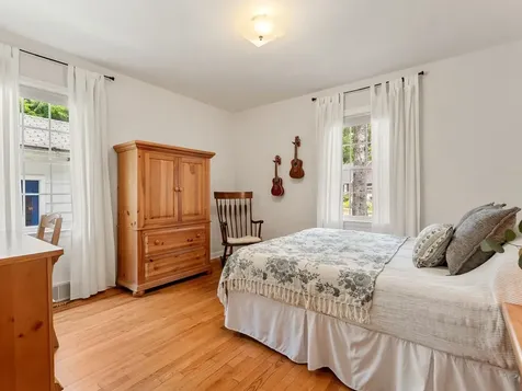 138 Village Green Burlington VT 05401