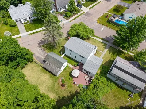 138 Village Green Burlington VT 05401