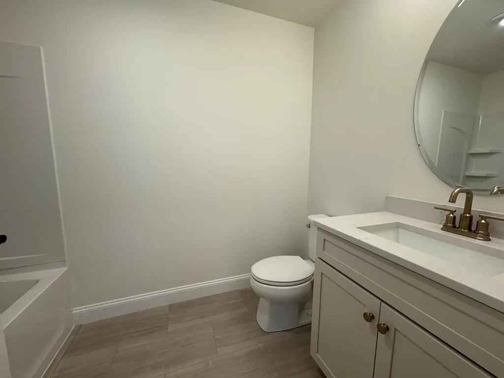 7C Dearborn Circle Goffstown NH 03045