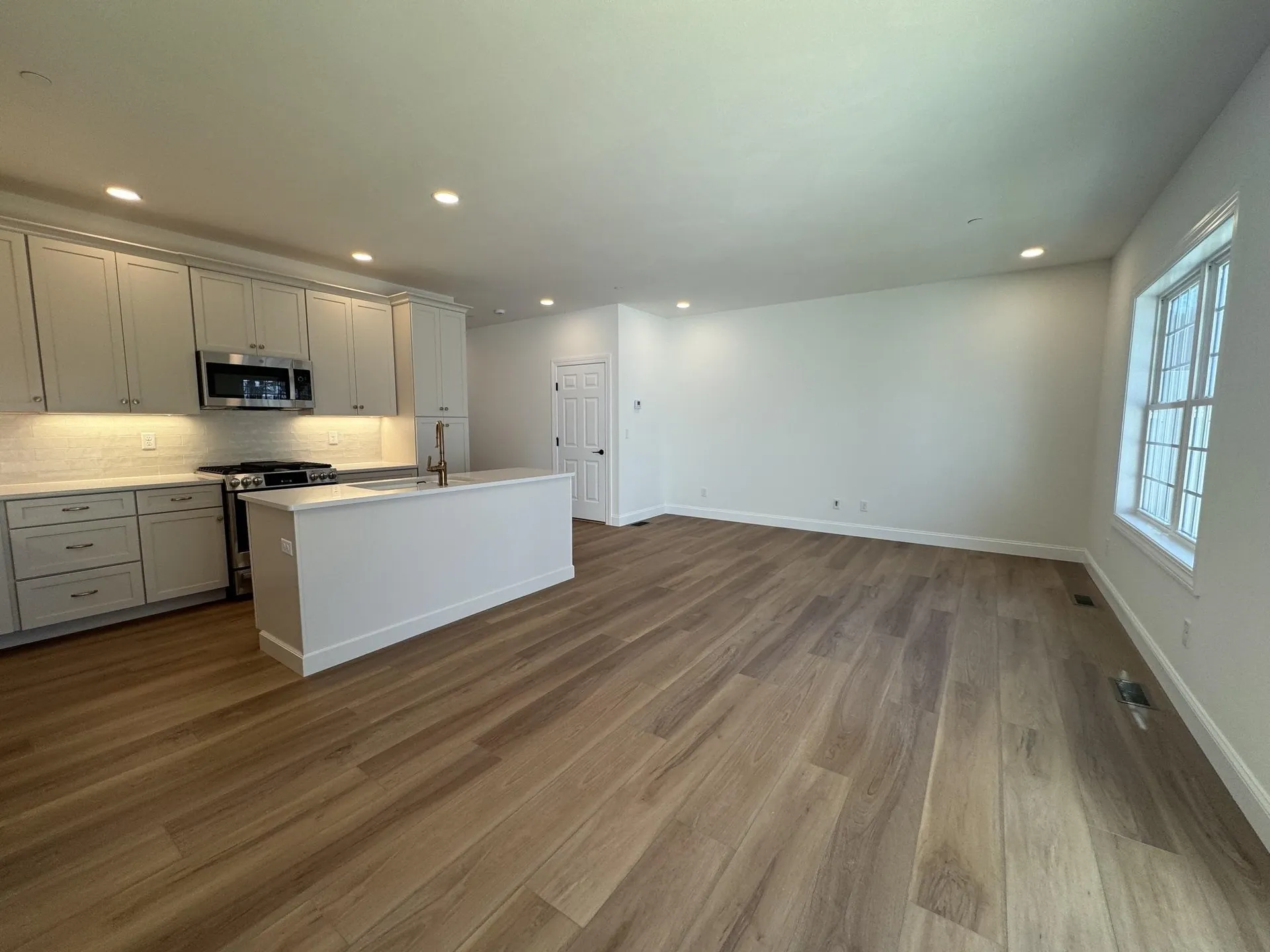 7C Dearborn Circle Goffstown NH 03045