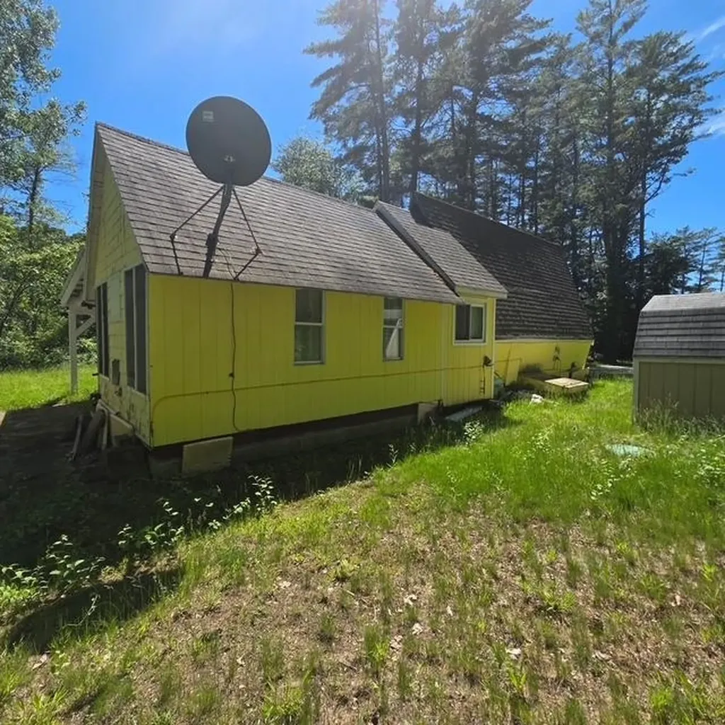 18 Gorham Drive Dunbarton NH 03046