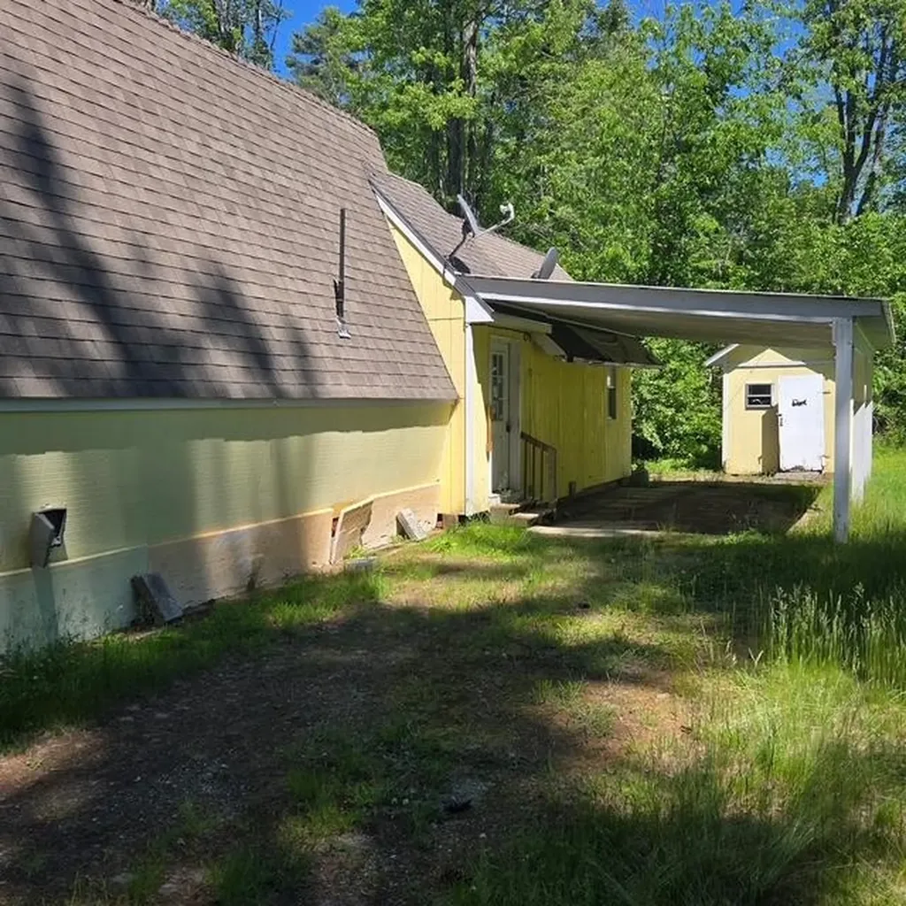 18 Gorham Drive Dunbarton NH 03046