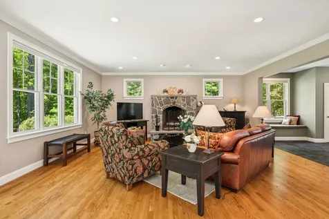 73 Pipers Point Lane Alton NH 03809
