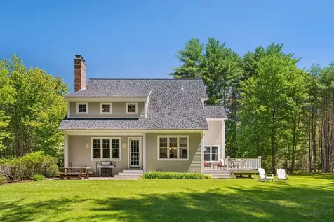 73 Pipers Point Lane Alton NH 03809