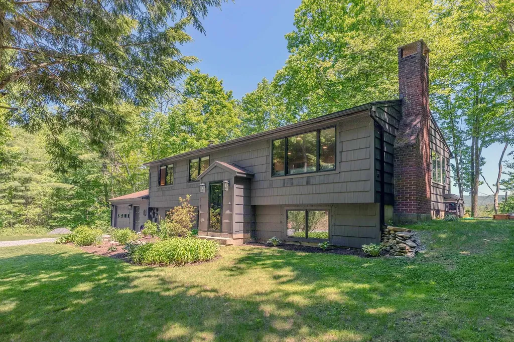 144 Oak Knoll Road Arlington VT 05250