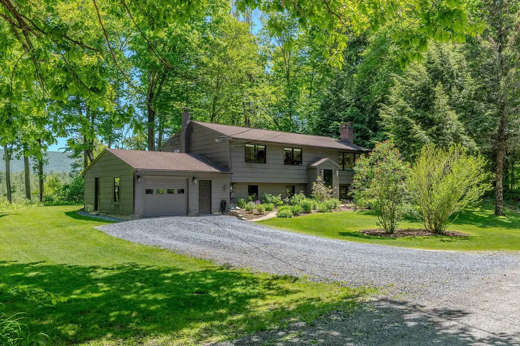 144 Oak Knoll Road Arlington VT 05250