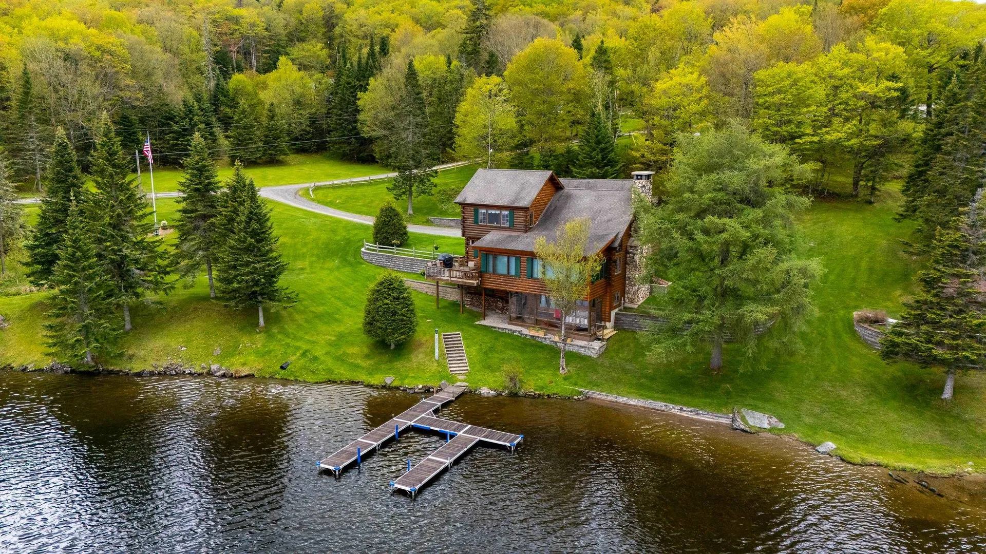 1411 Diamond Pond Road Stewartstown NH 03576