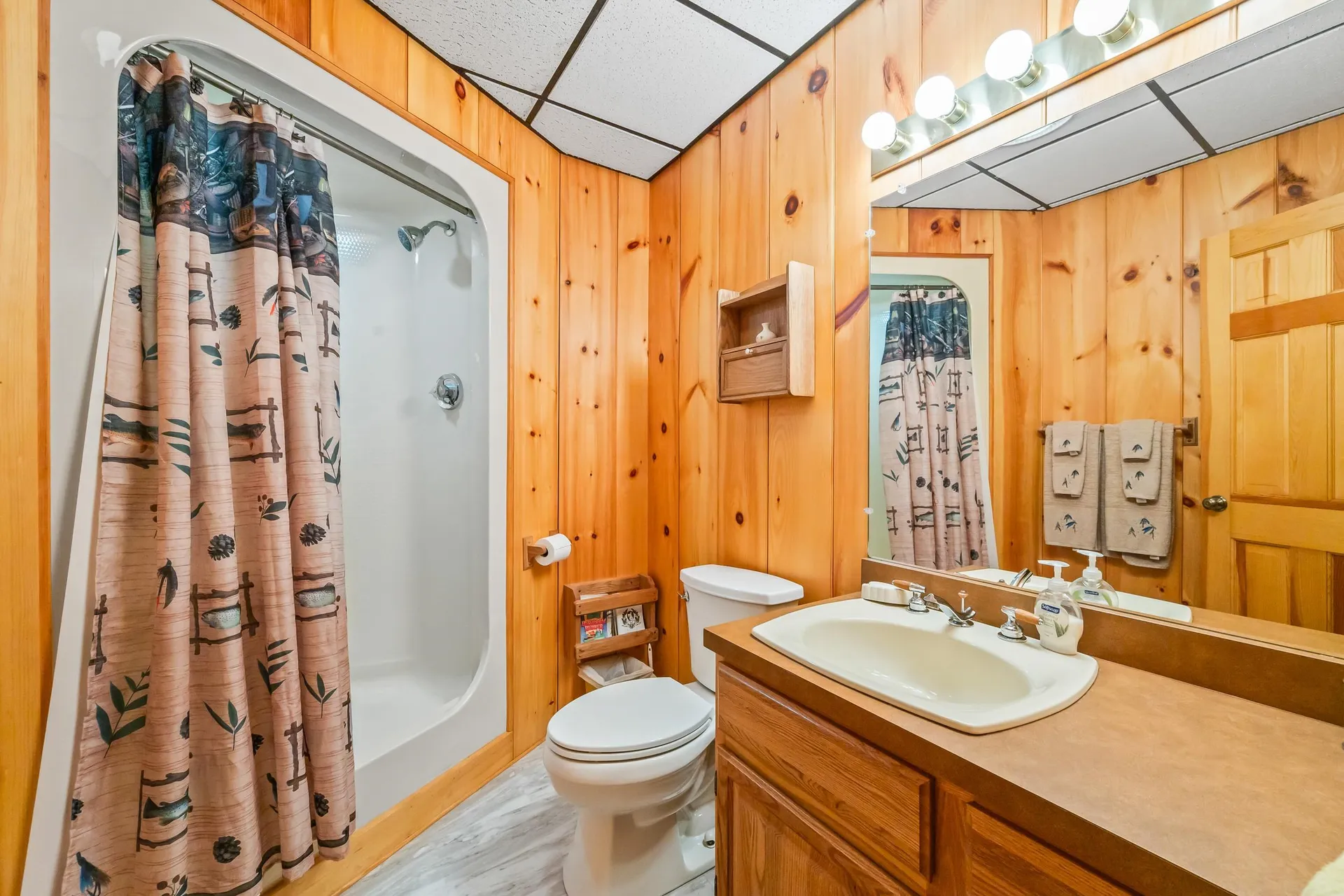 1411 Diamond Pond Road Stewartstown NH 03576