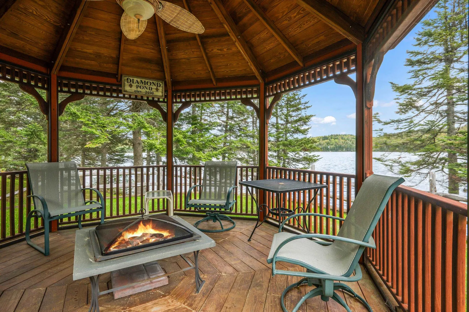 1411 Diamond Pond Road Stewartstown NH 03576