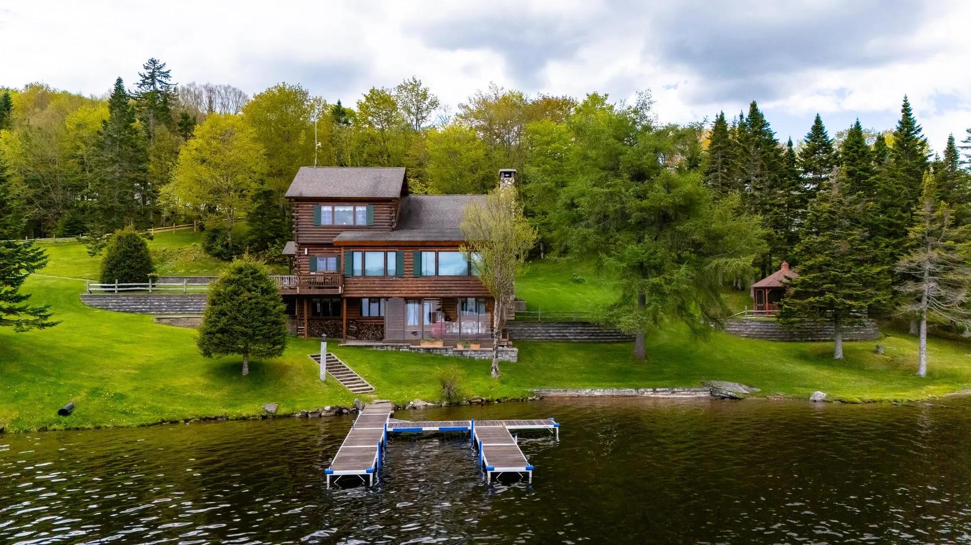 1411 Diamond Pond Road Stewartstown NH 03576