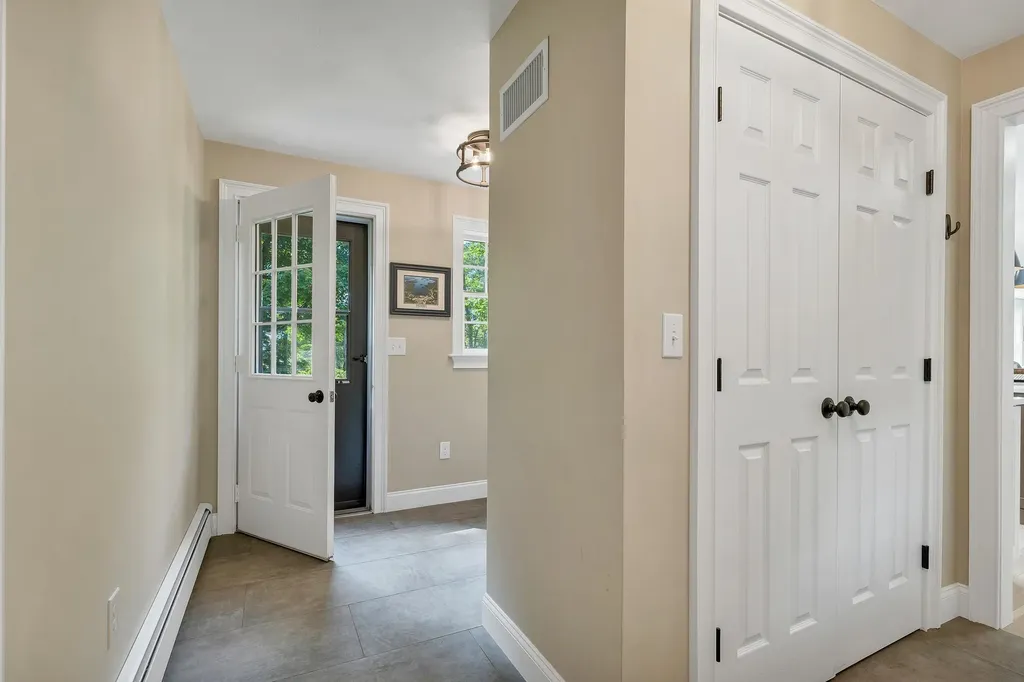 17 Bentley Road Moultonborough NH 03254