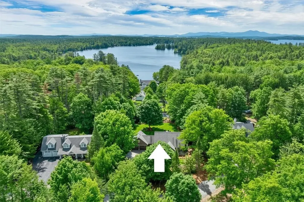 17 Bentley Road Moultonborough NH 03254