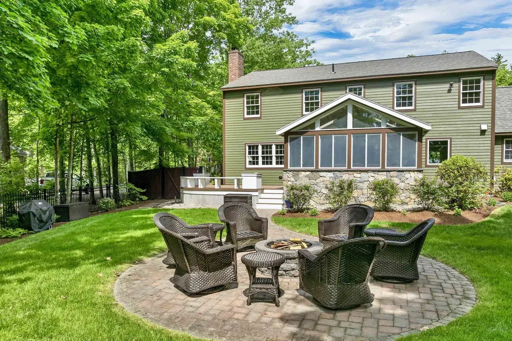 17 Bentley Road Moultonborough NH 03254
