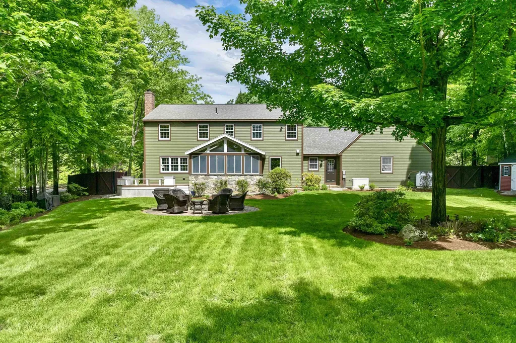 17 Bentley Road Moultonborough NH 03254