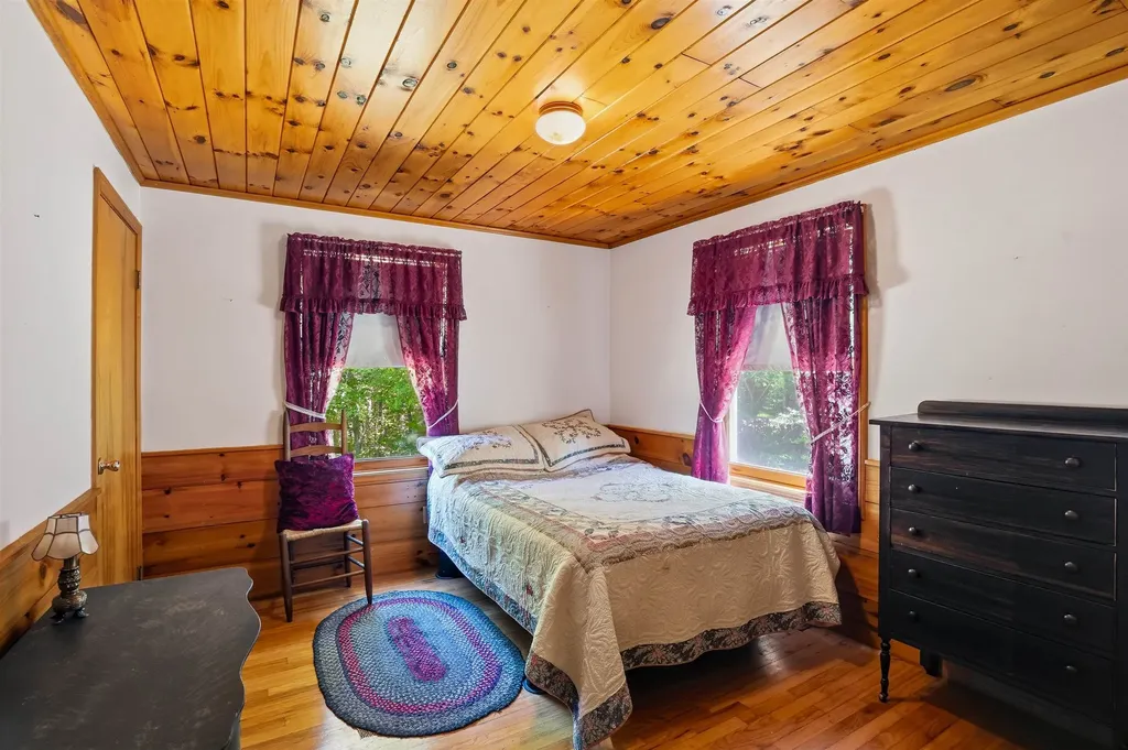 15 Tash Road New Durham NH 03855