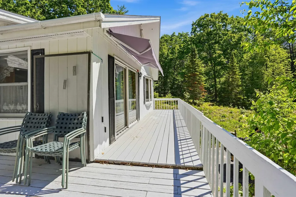 15 Tash Road New Durham NH 03855