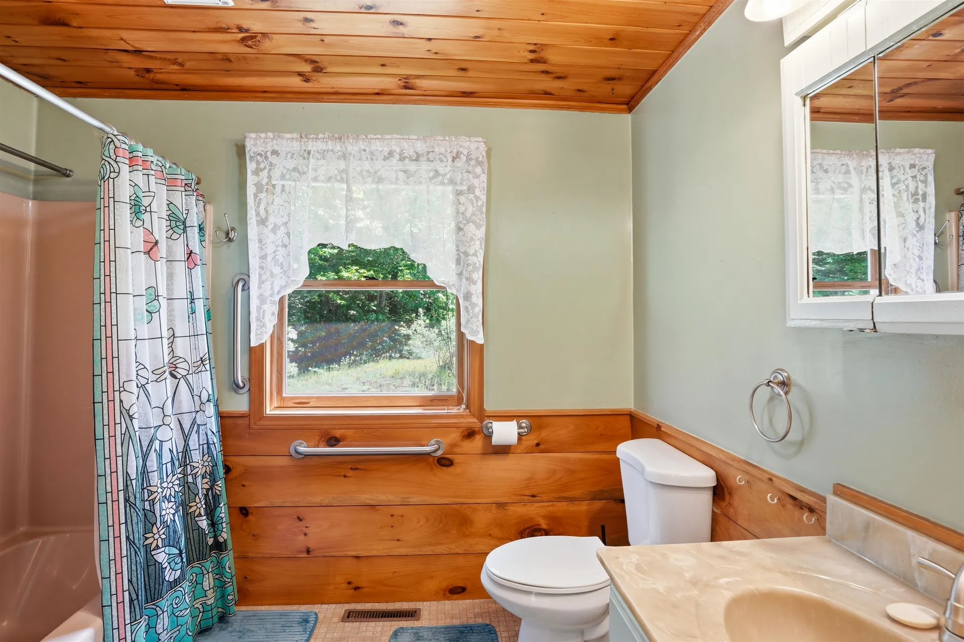 15 Tash Road New Durham NH 03855
