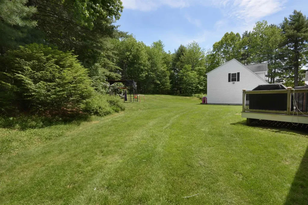 2 Chelsea Drive Bow NH 03304