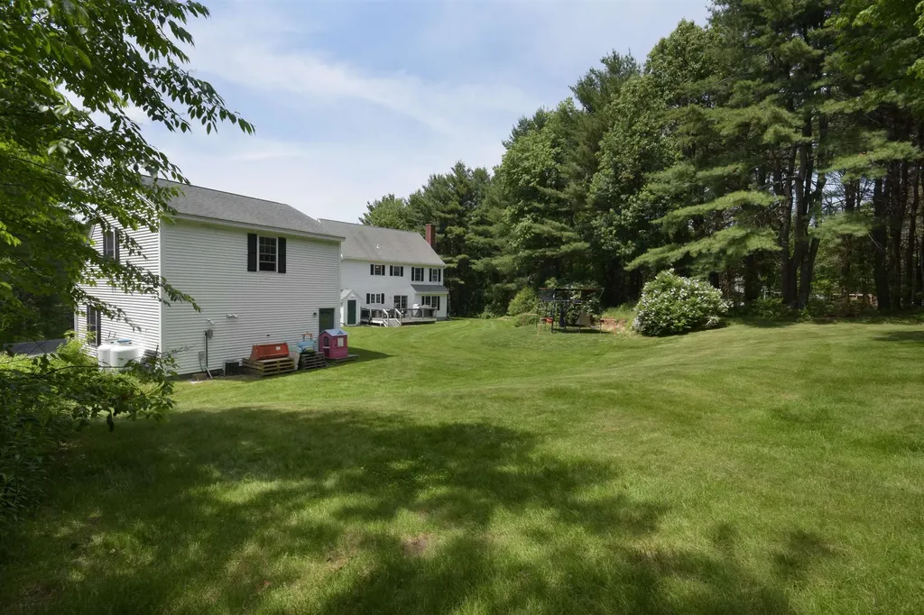 2 Chelsea Drive Bow NH 03304