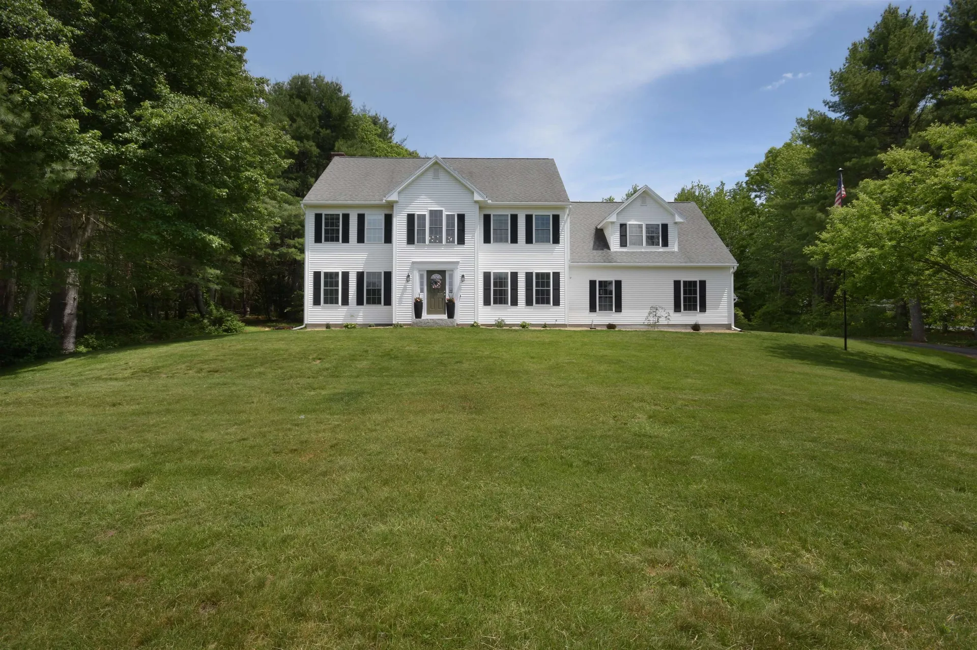 2 Chelsea Drive Bow NH 03304