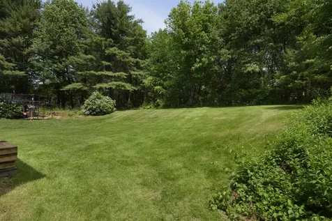 2 Chelsea Drive Bow NH 03304