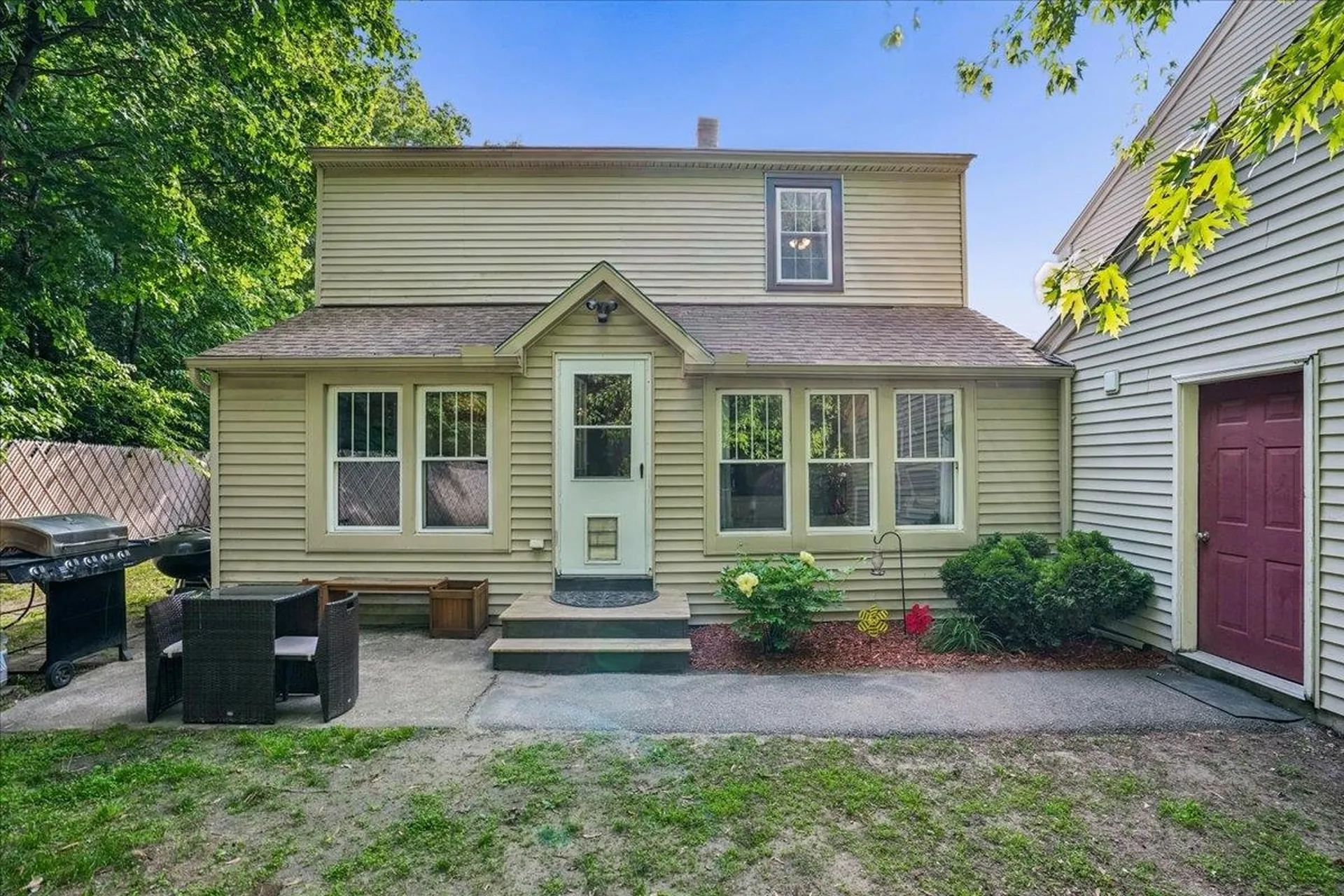 14 9th Street Nashua NH 03060