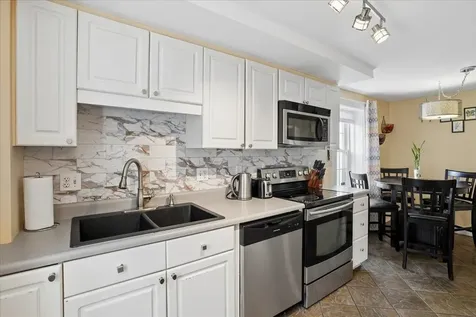 14 9th Street Nashua NH 03060