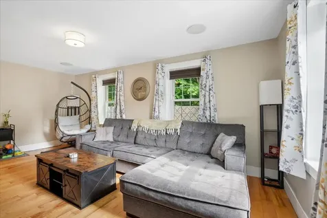 14 9th Street Nashua NH 03060