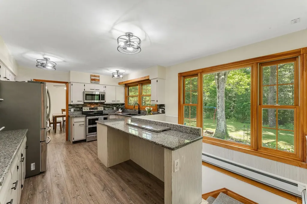 18 Valleyview Drive Essex VT 05452