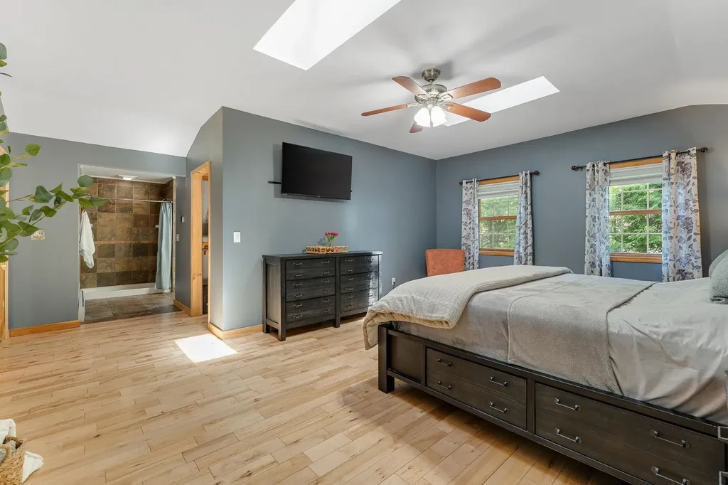 18 Valleyview Drive Essex VT 05452