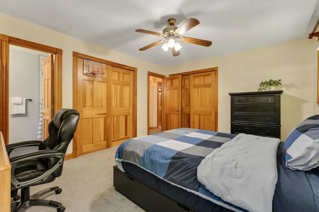 18 Valleyview Drive Essex VT 05452