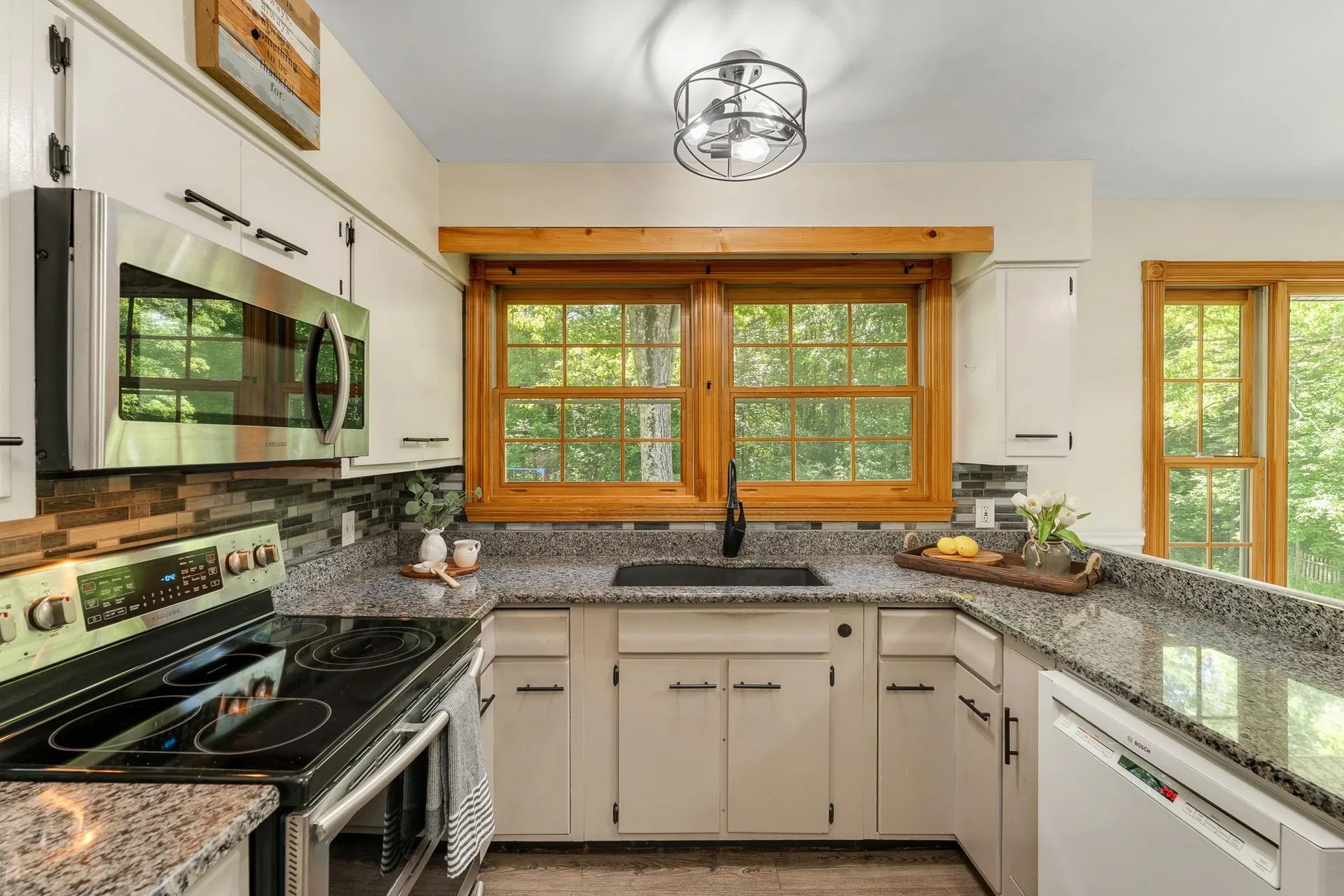 18 Valleyview Drive Essex VT 05452