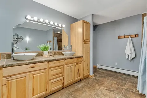 18 Valleyview Drive Essex VT 05452