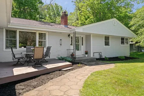 18 Valleyview Drive Essex VT 05452