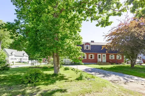 14 Brian Avenue Derry NH 03038