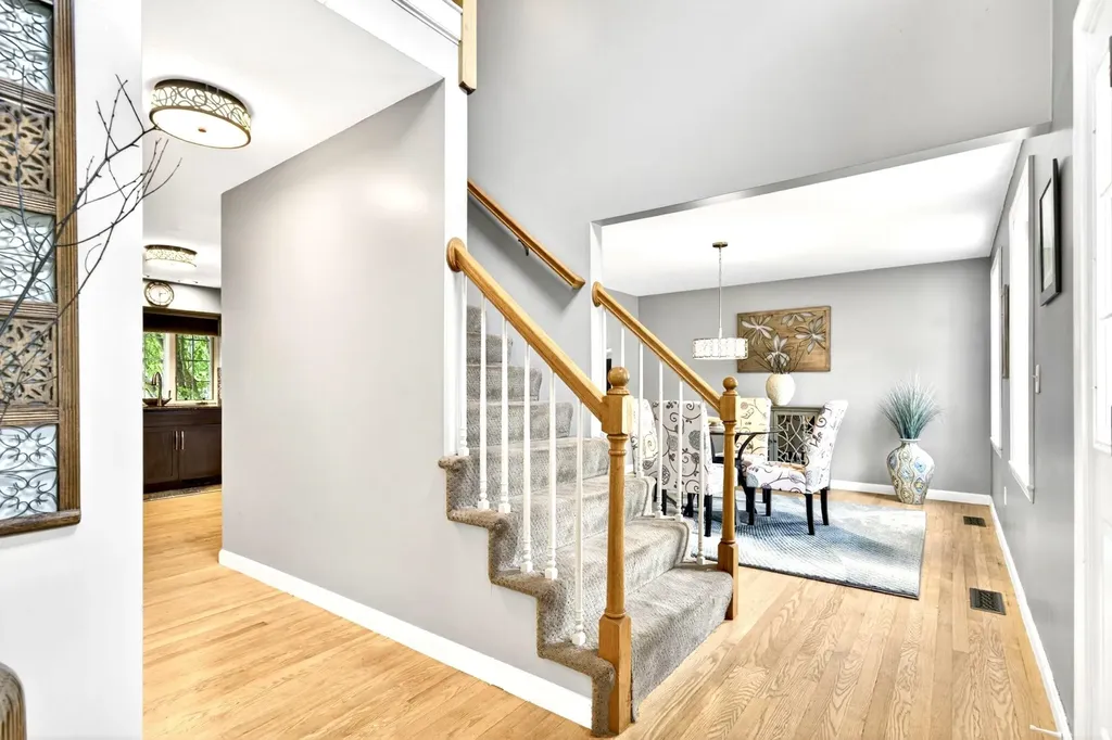8 Sandstone Drive Nashua NH 03063