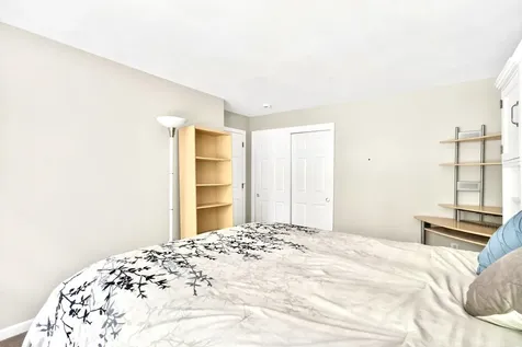 8 Sandstone Drive Nashua NH 03063