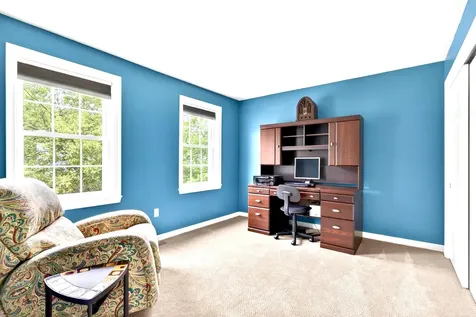 8 Sandstone Drive Nashua NH 03063