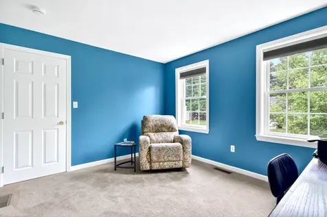 8 Sandstone Drive Nashua NH 03063