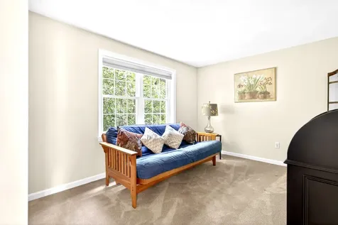 8 Sandstone Drive Nashua NH 03063