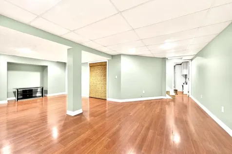 8 Sandstone Drive Nashua NH 03063