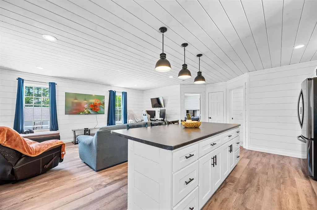 84 Pine Meadow Drive Hyde Park VT 05655