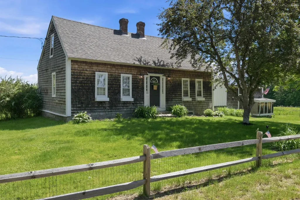 26 Sawyer Road Ossipee NH 03864