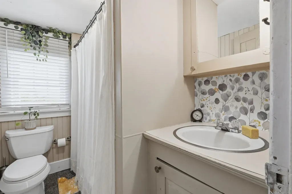 26 Sawyer Road Ossipee NH 03864