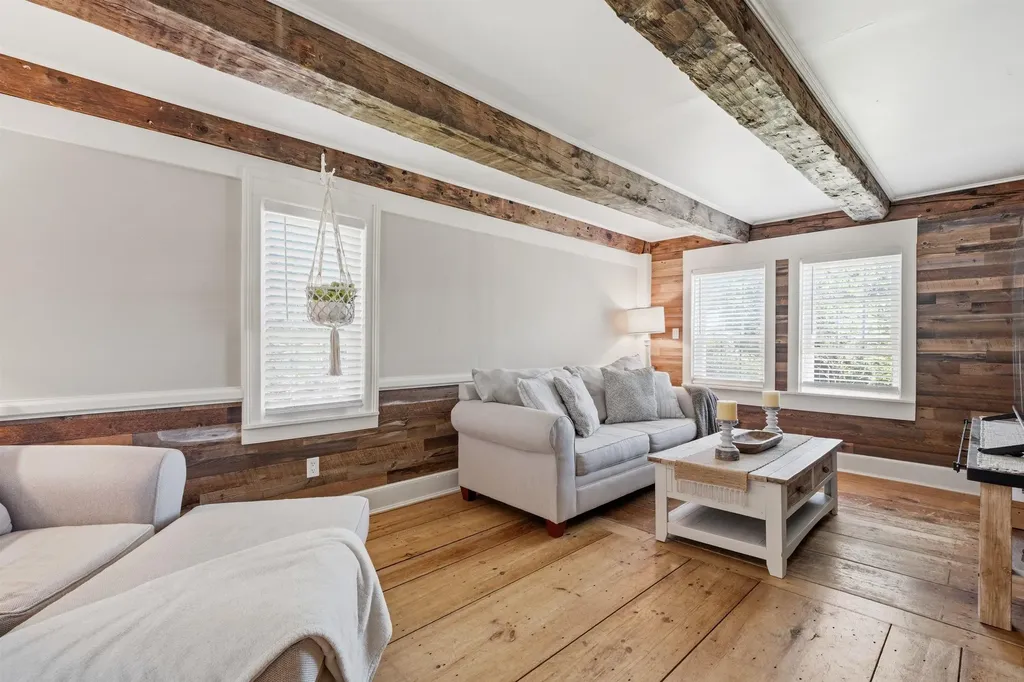 26 Sawyer Road Ossipee NH 03864