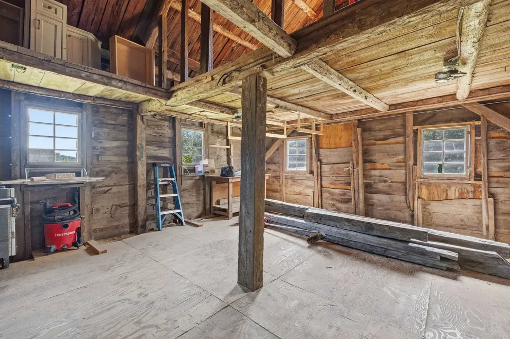 26 Sawyer Road Ossipee NH 03864