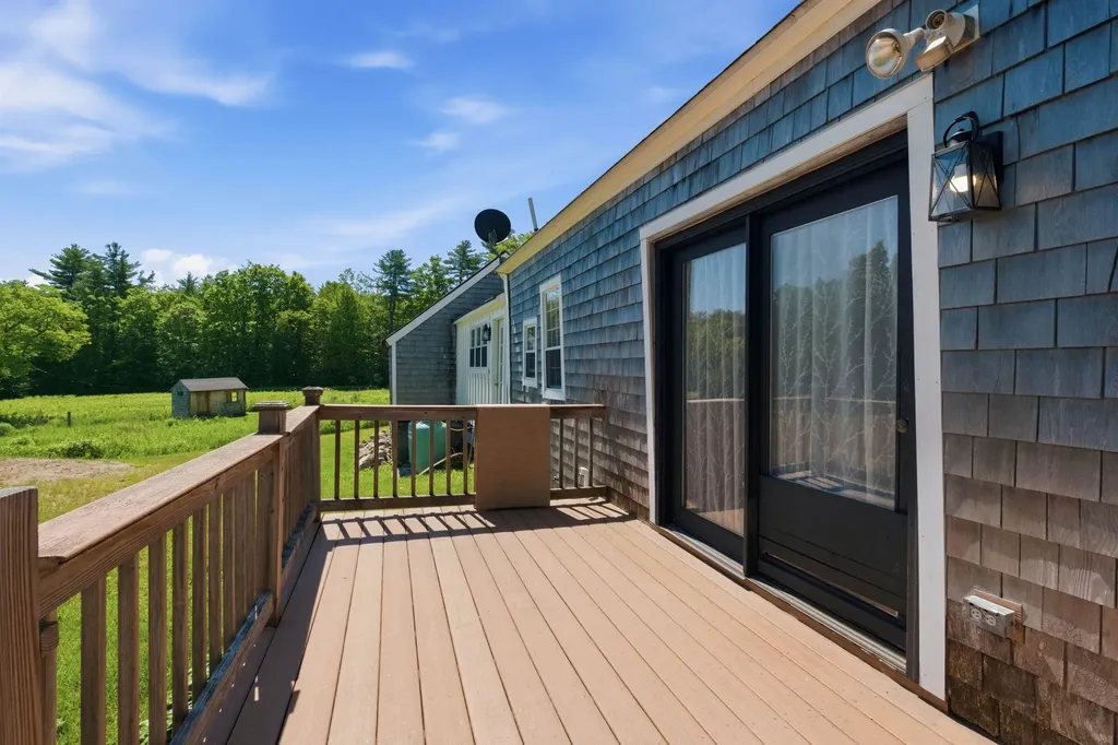 26 Sawyer Road Ossipee NH 03864