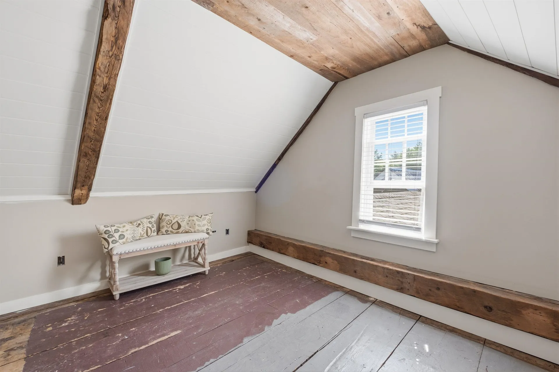 26 Sawyer Road Ossipee NH 03864
