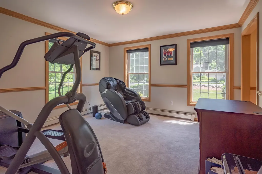 10 Golden Brook Road Windham NH 03087