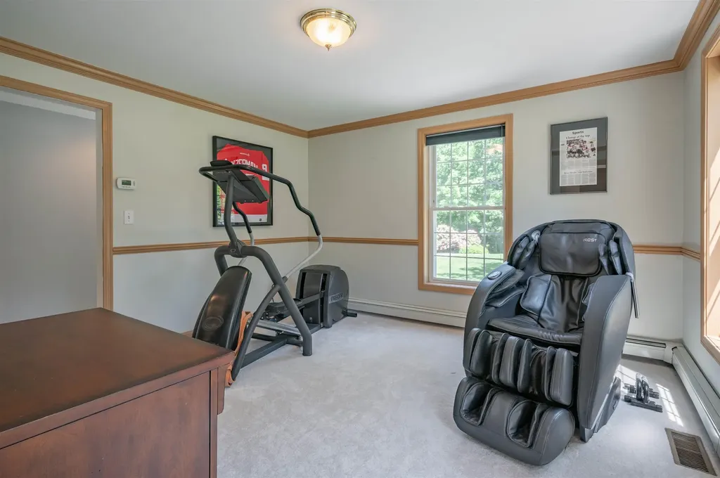 10 Golden Brook Road Windham NH 03087